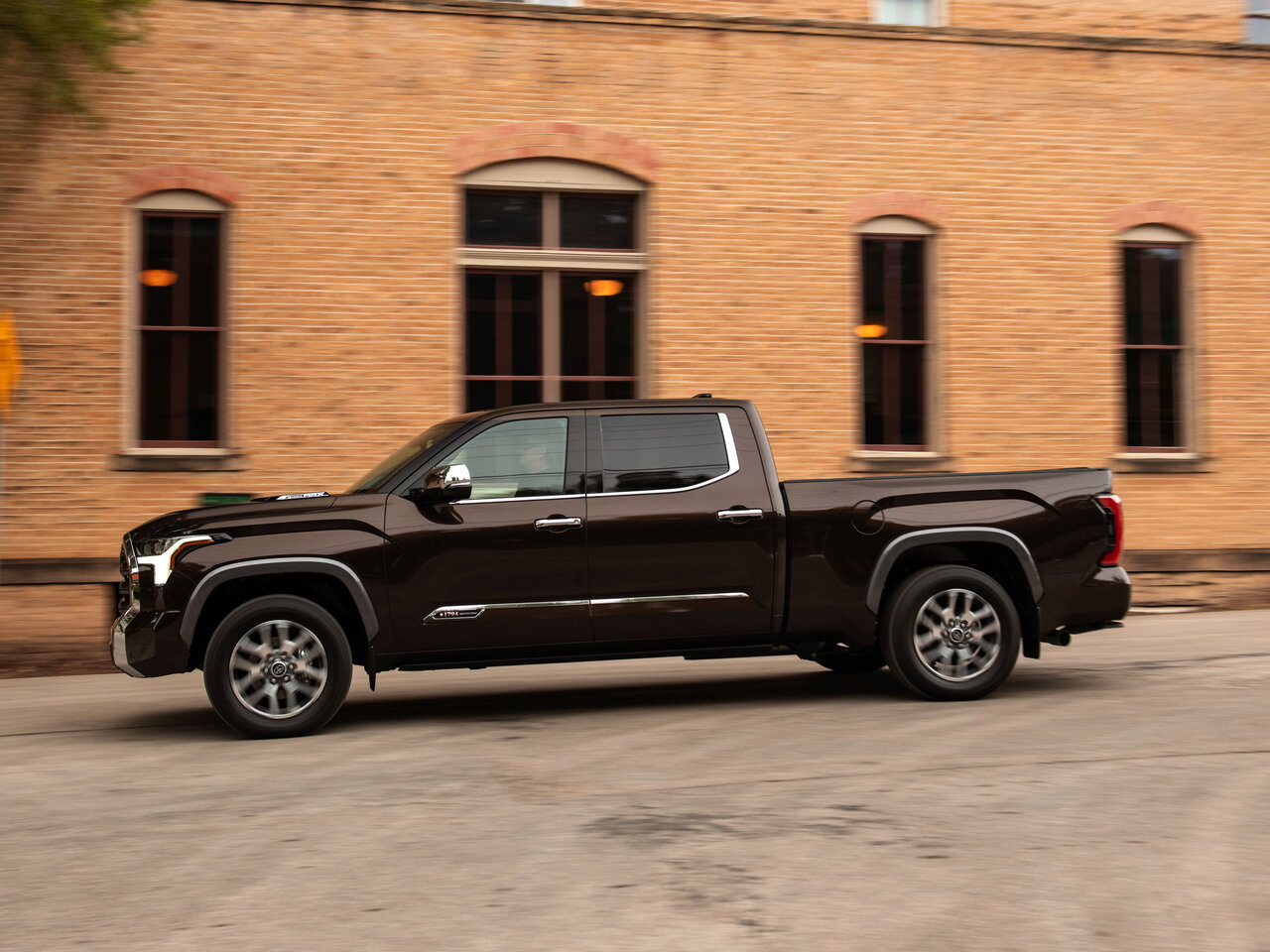 Toyota Tundra III