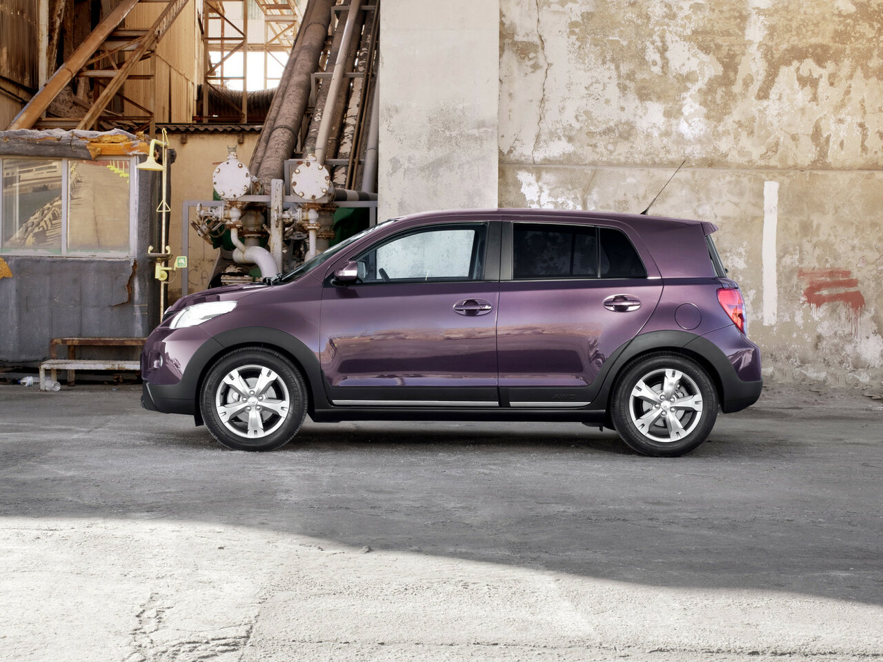 Toyota Urban Cruiser I