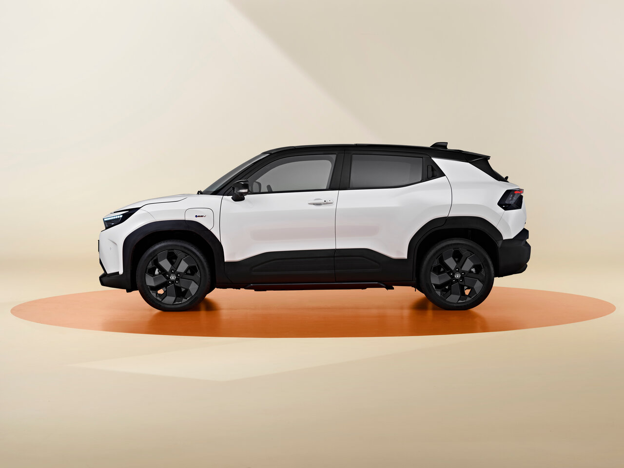Toyota Urban Cruiser IV