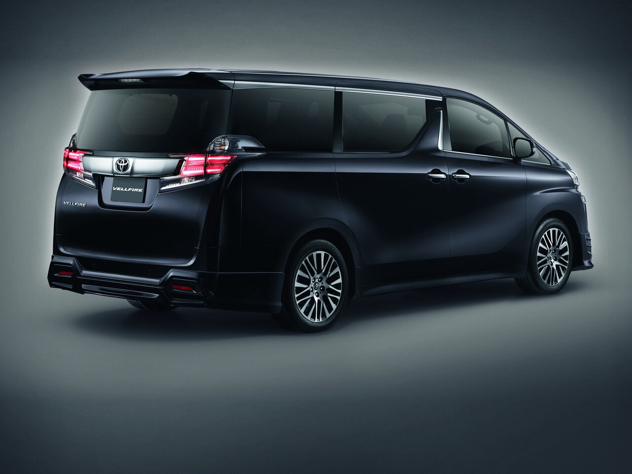 Toyota Vellfire II