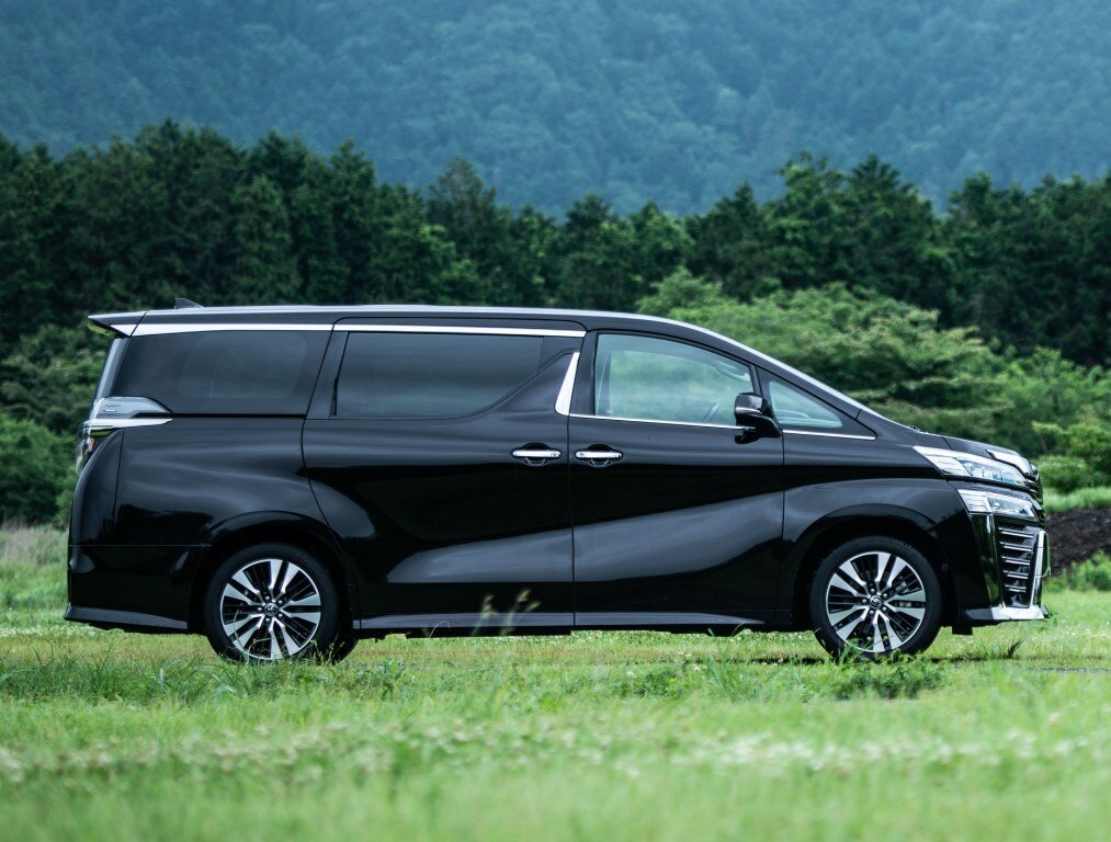 Toyota Vellfire II Рестайлинг