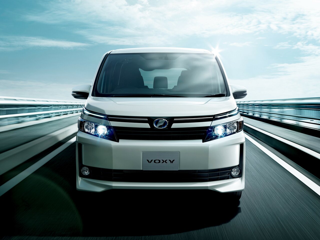 Toyota Voxy III (R80)