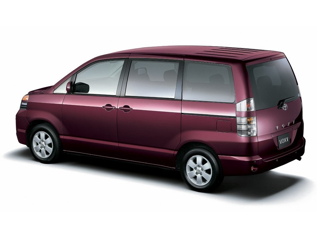 Toyota Voxy I (R60)