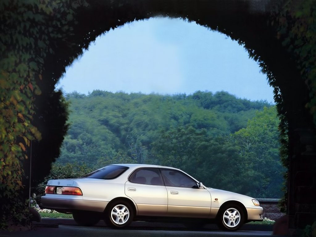 Toyota Windom I (XV10)