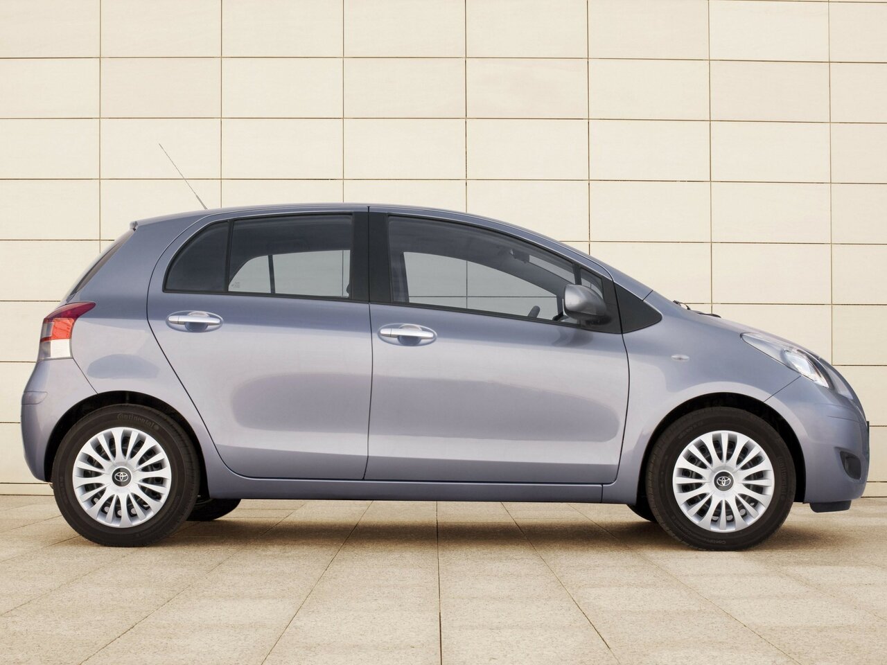 Toyota Yaris II Рестайлинг