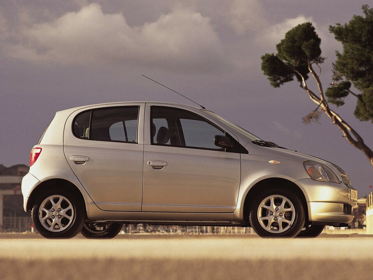 Toyota Yaris I