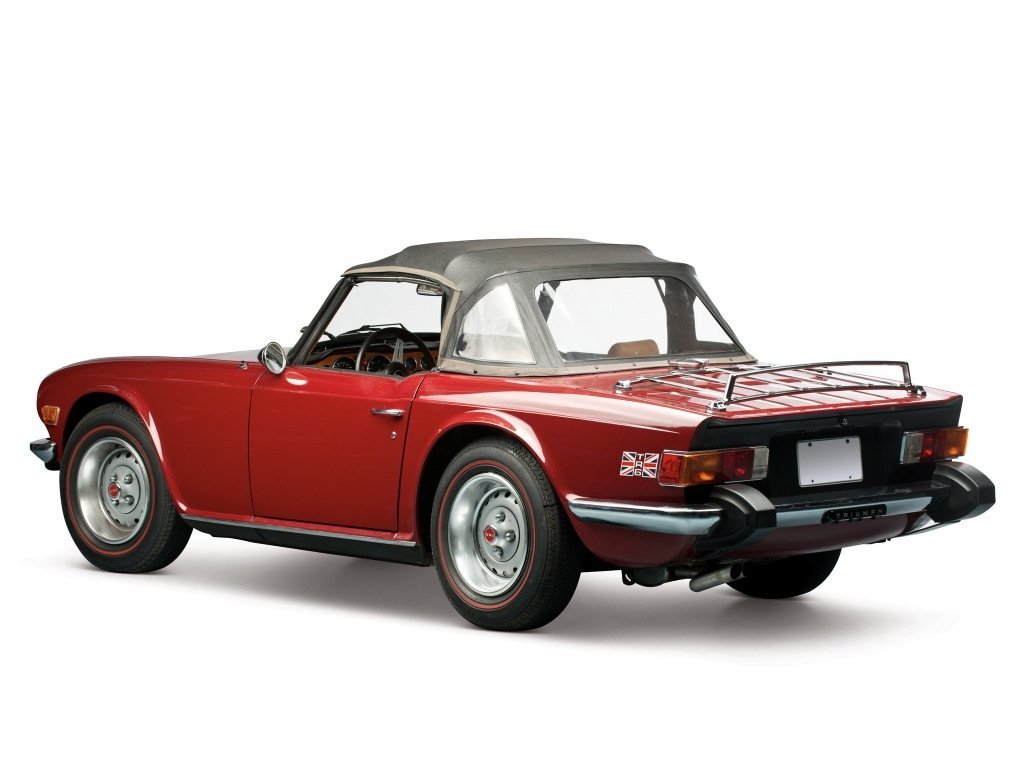 Triumph TR6 Родстер