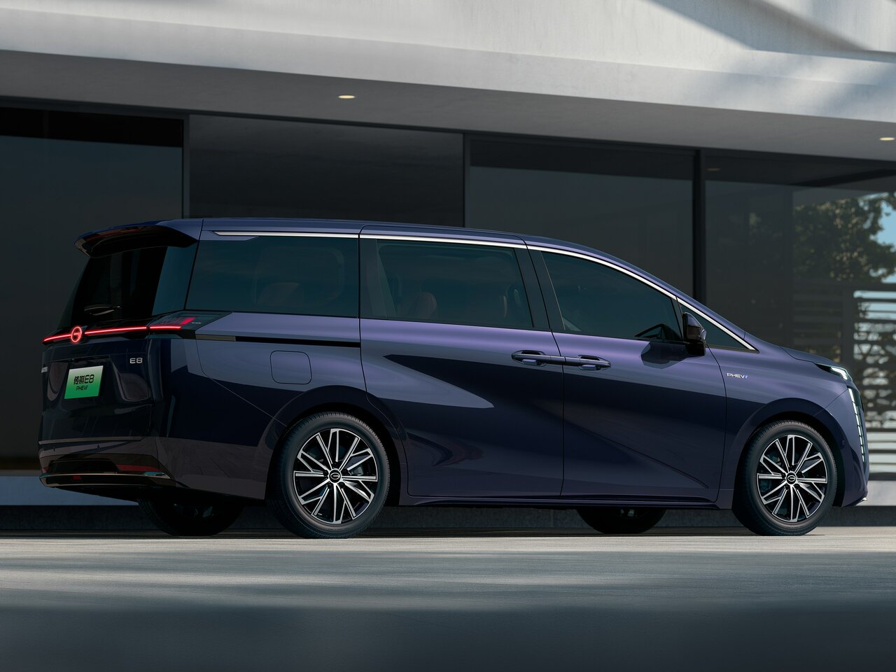 GAC Trumpchi E8 Минивэн