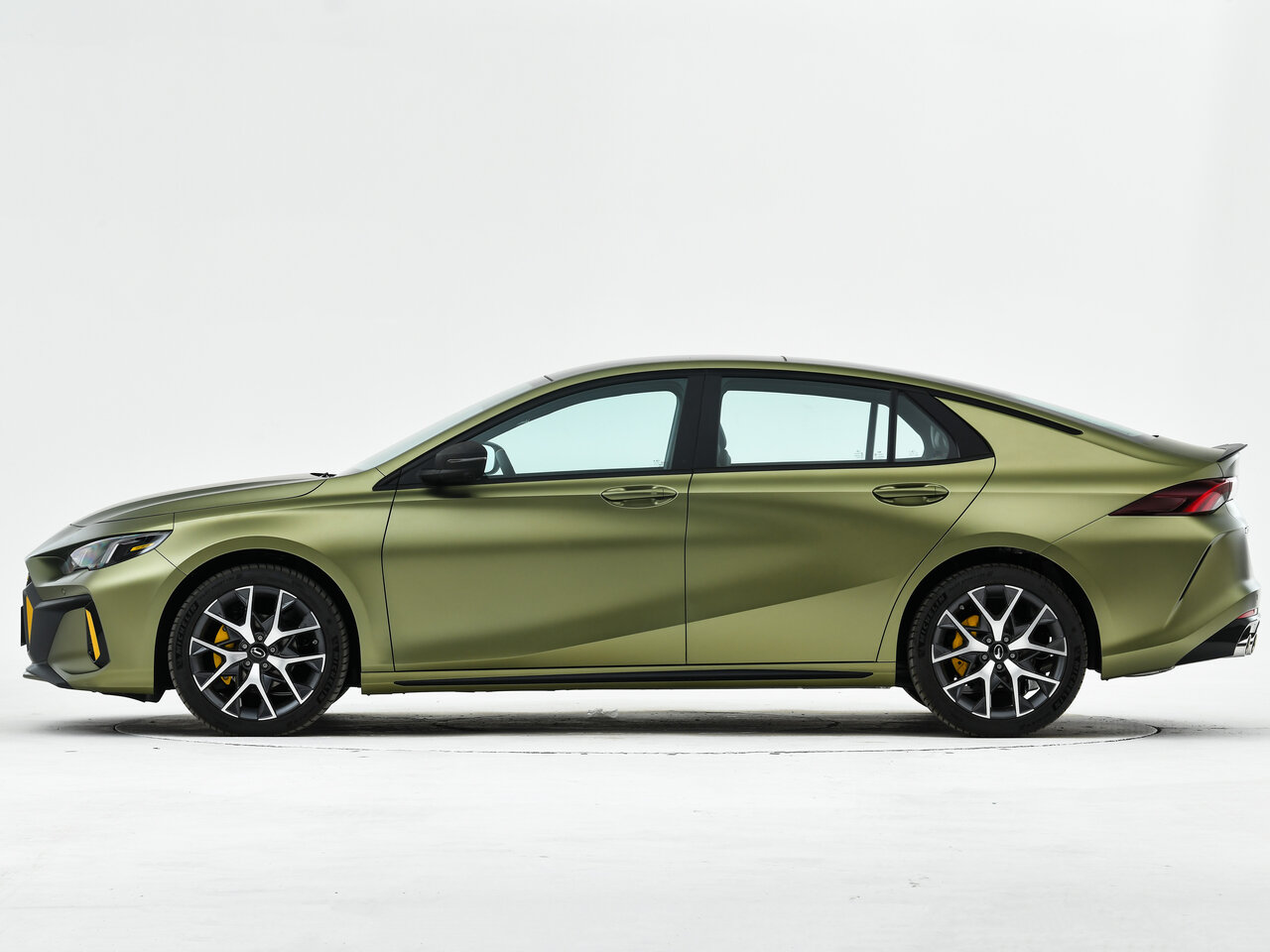 GAC Trumpchi Empow Седан
