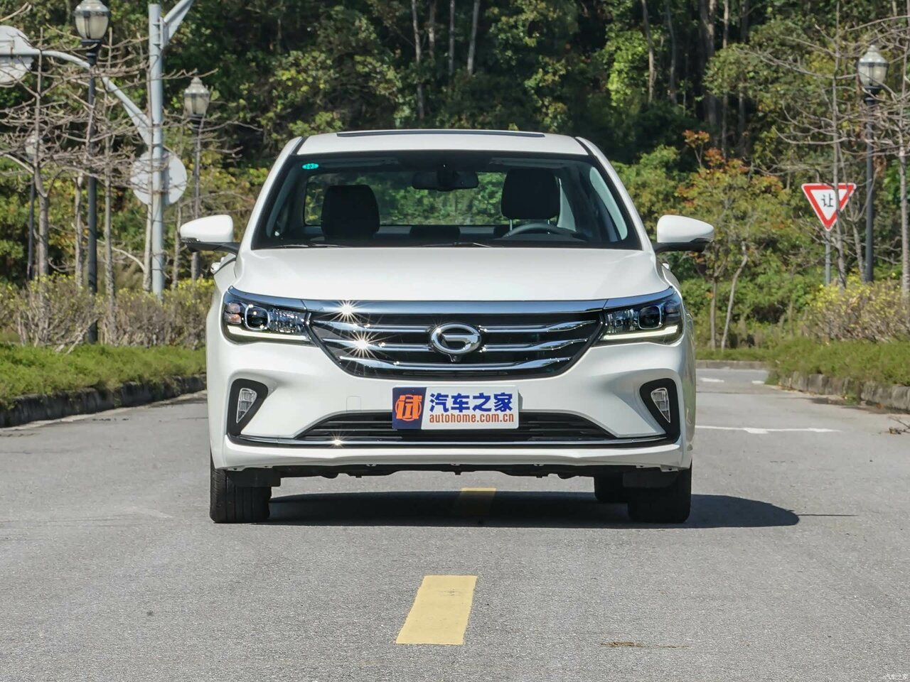 GAC Trumpchi GA4 Седан