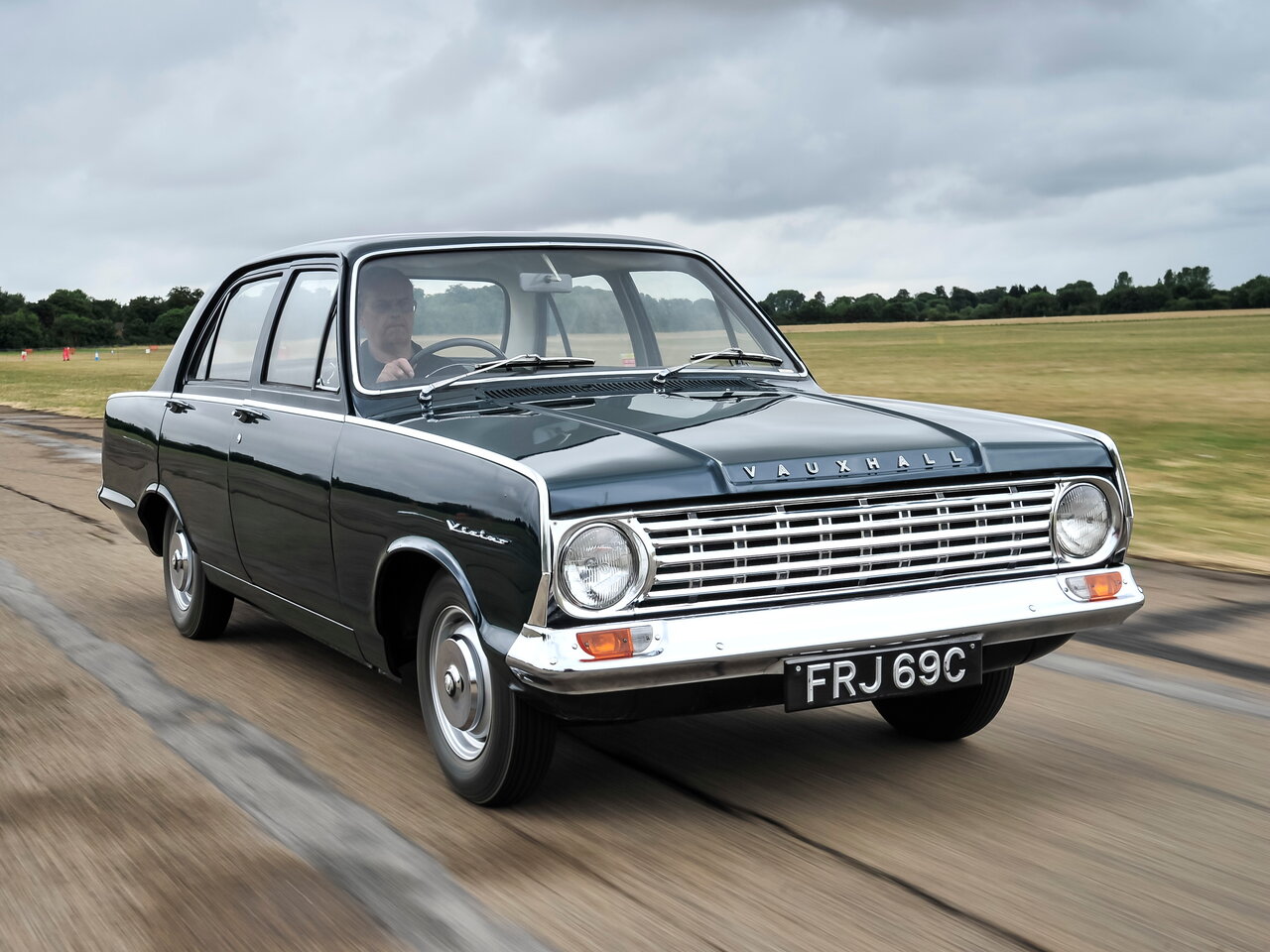 Vauxhall Victor FC