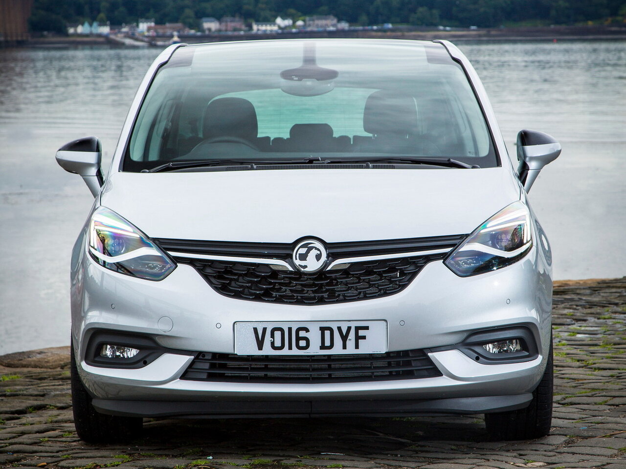 Vauxhall Zafira C Рестайлинг