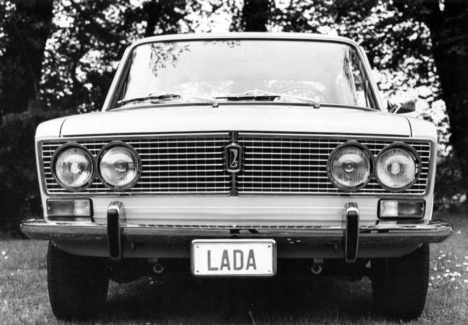 Lada (ВАЗ) 2103 Седан