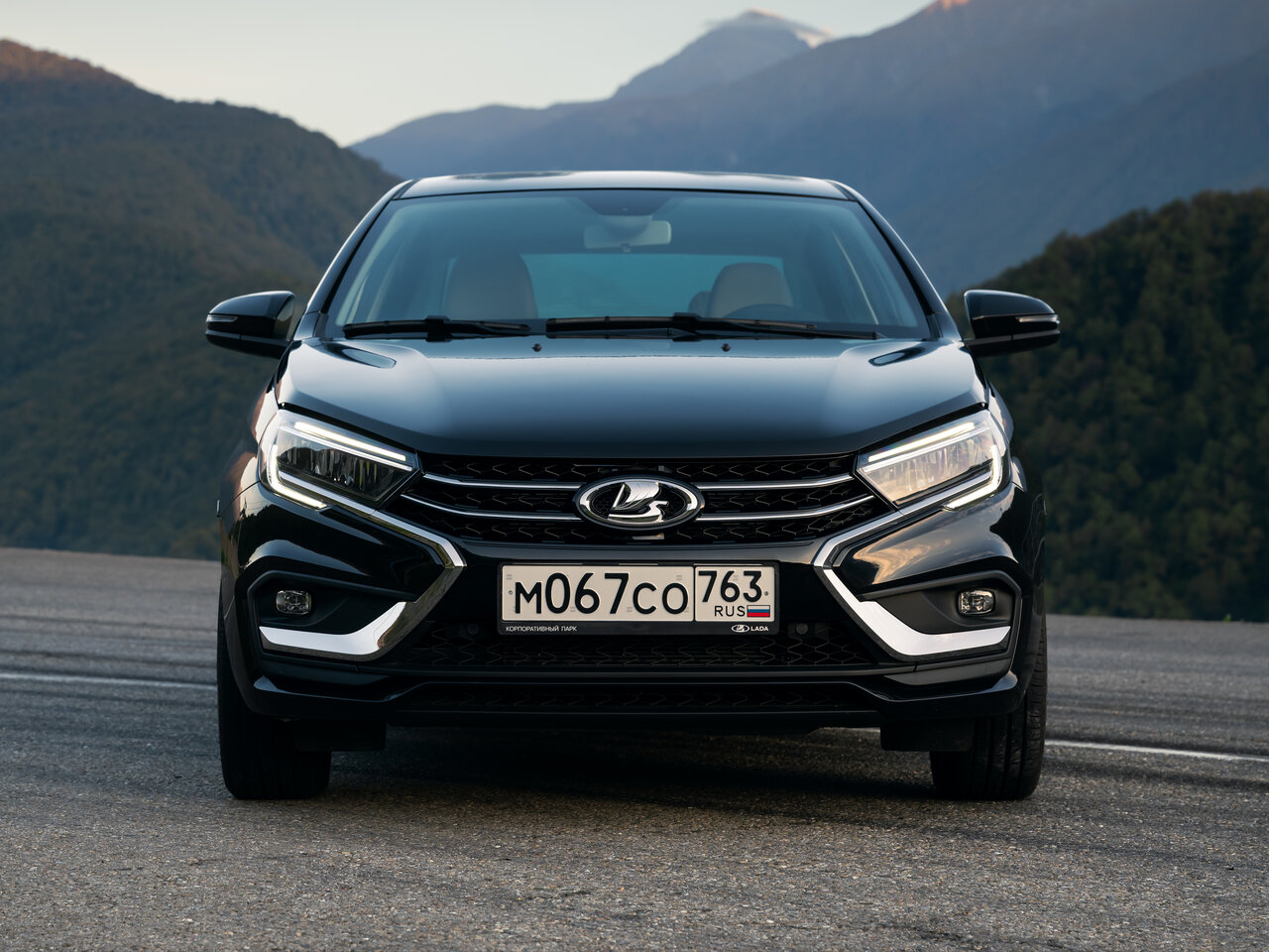 Lada (ВАЗ) Aura Седан