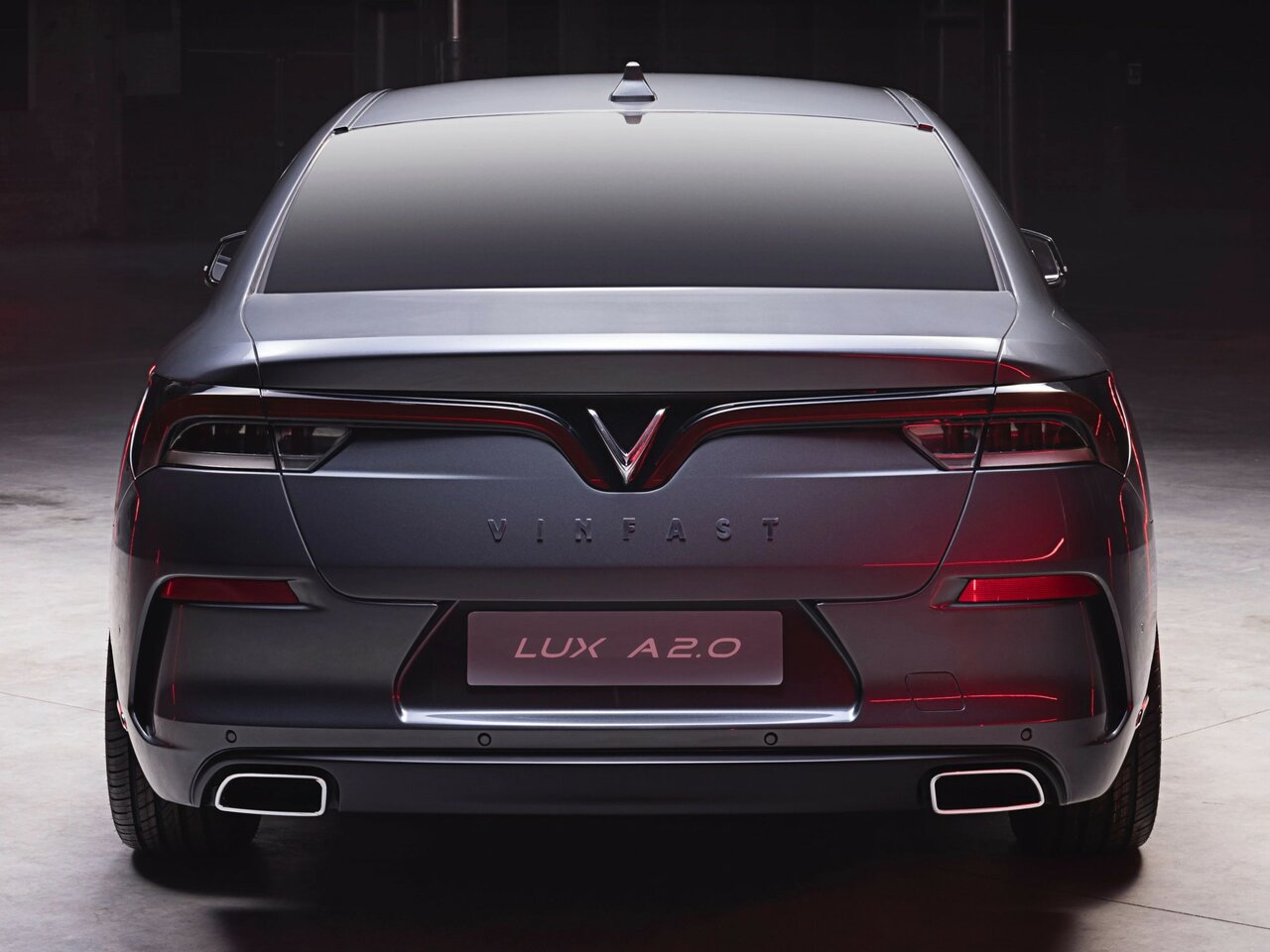 VinFast LUX A2.0 Седан
