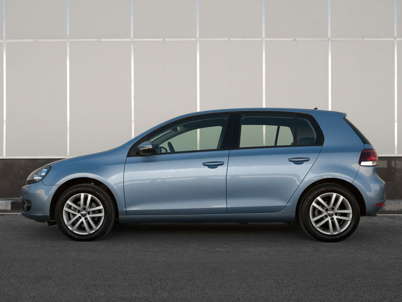 Volkswagen Golf VI