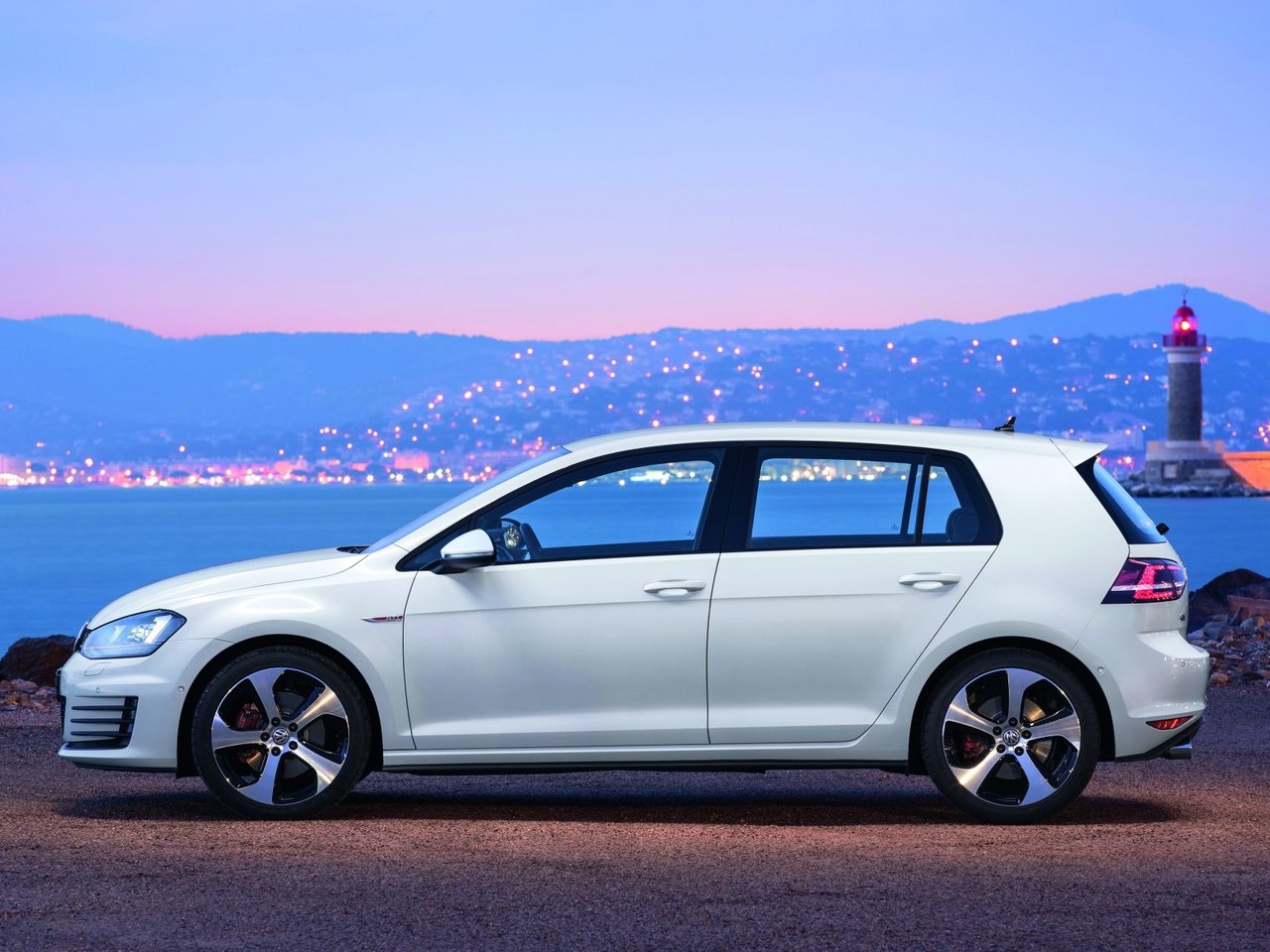 Volkswagen Golf GTI VII