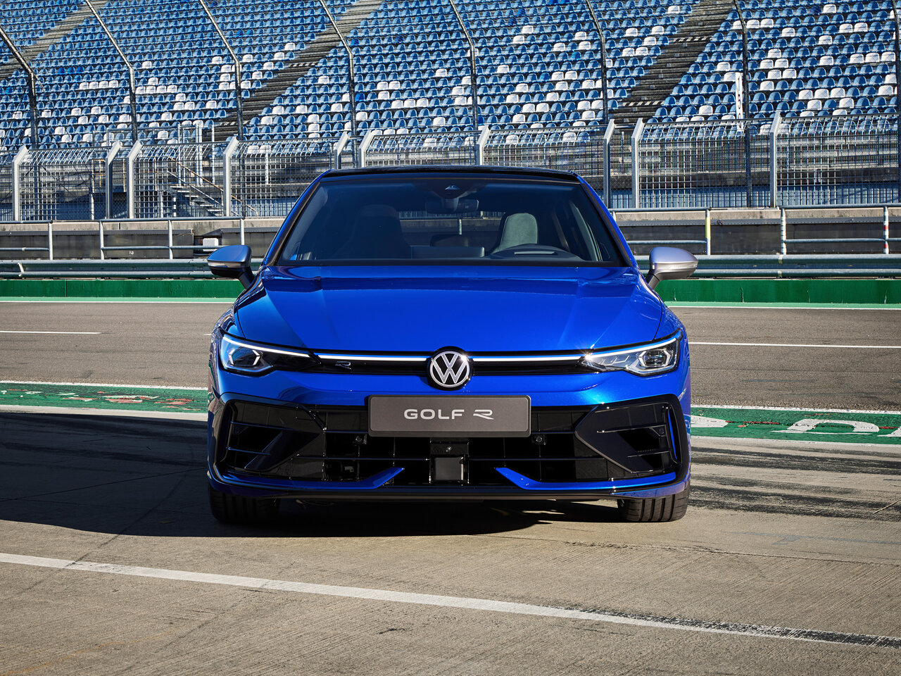Volkswagen Golf R VIII Рестайлинг