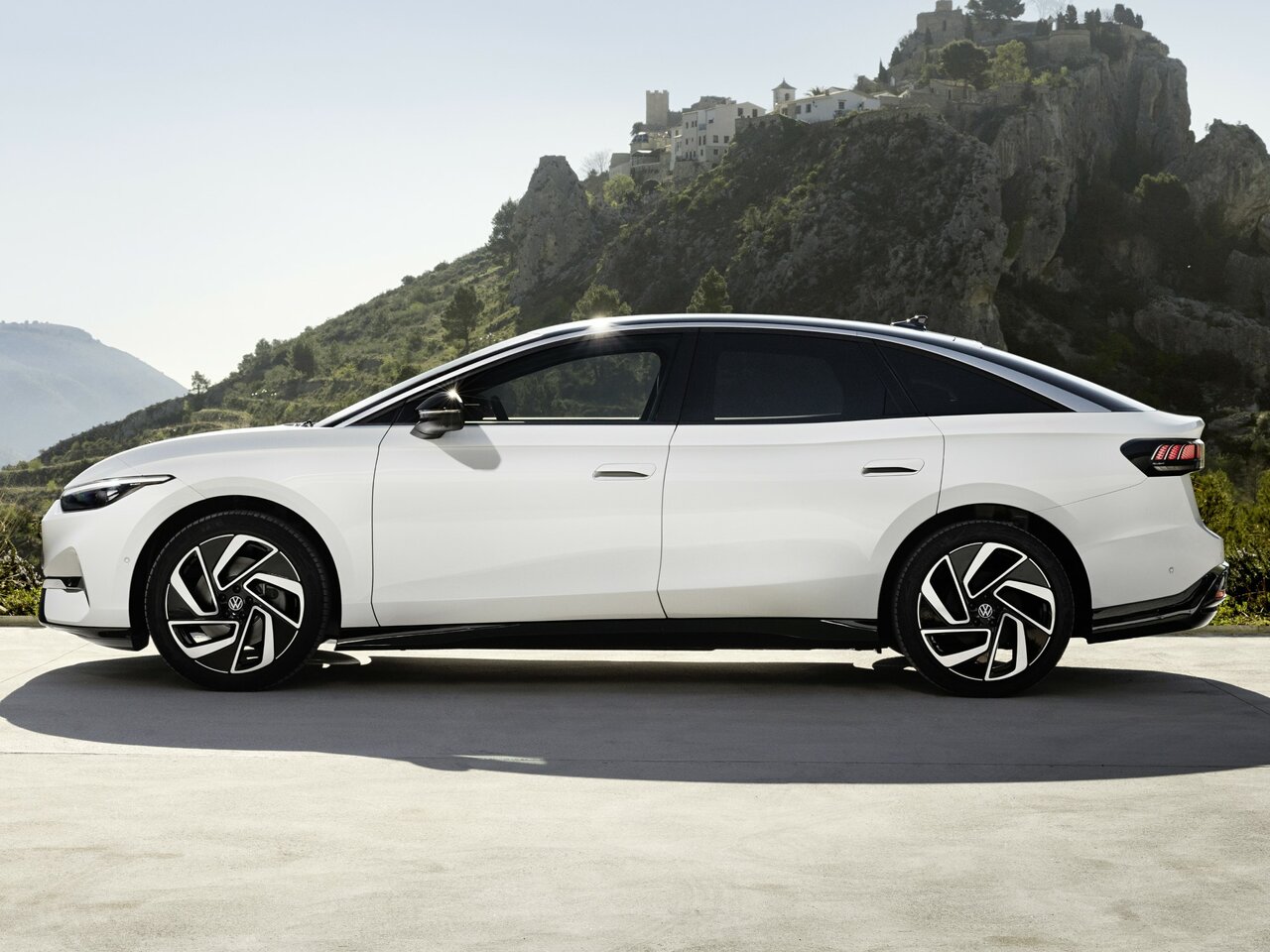 Volkswagen ID.7 c 2023 года