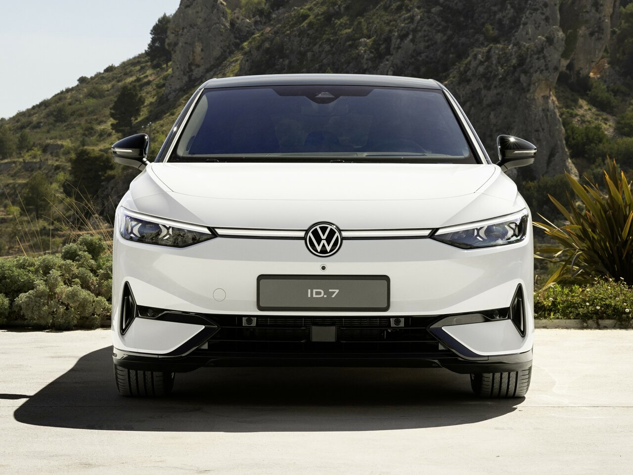 Volkswagen ID.7 c 2023 года