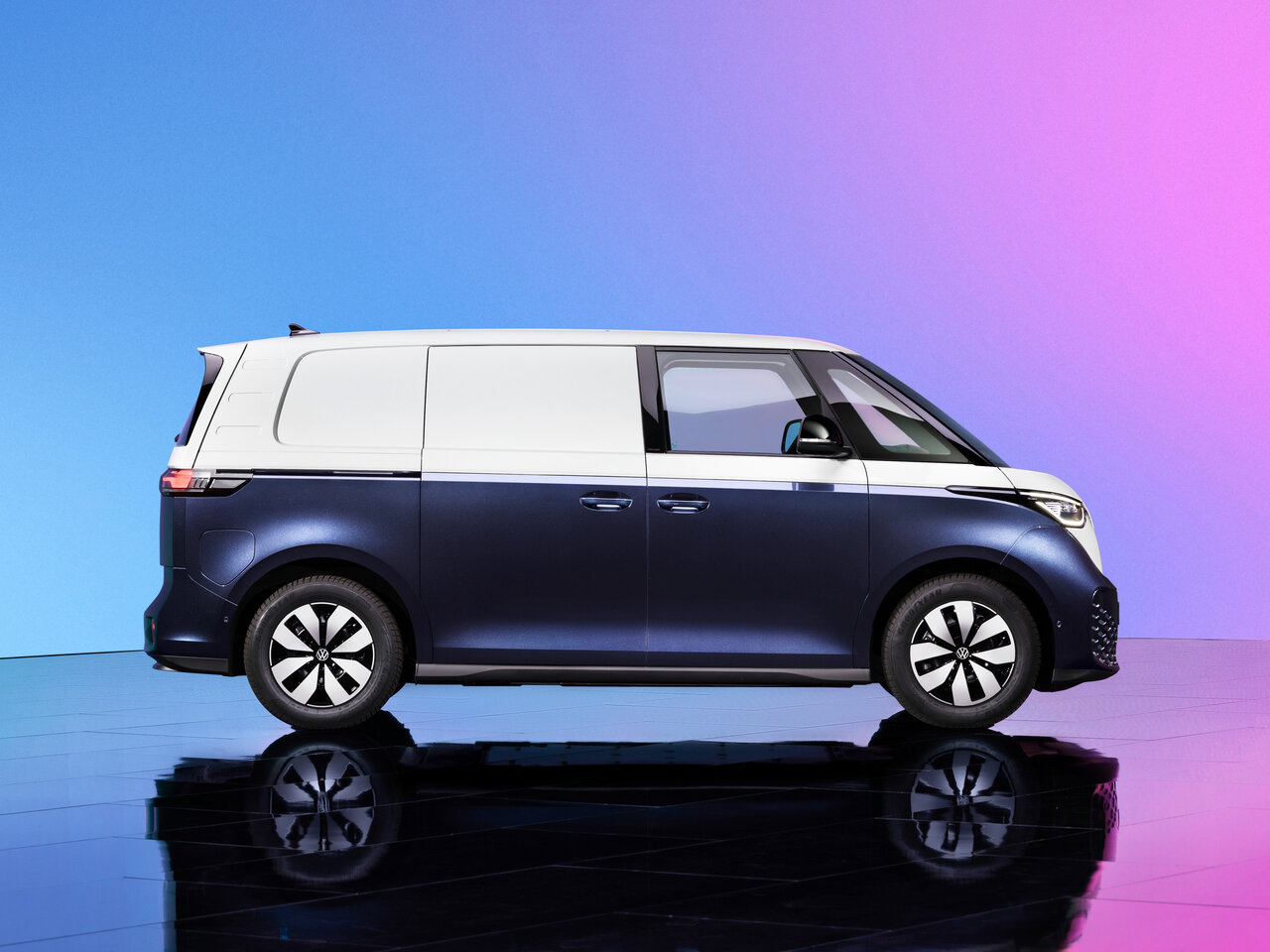 Volkswagen ID.Buzz c 2022 года
