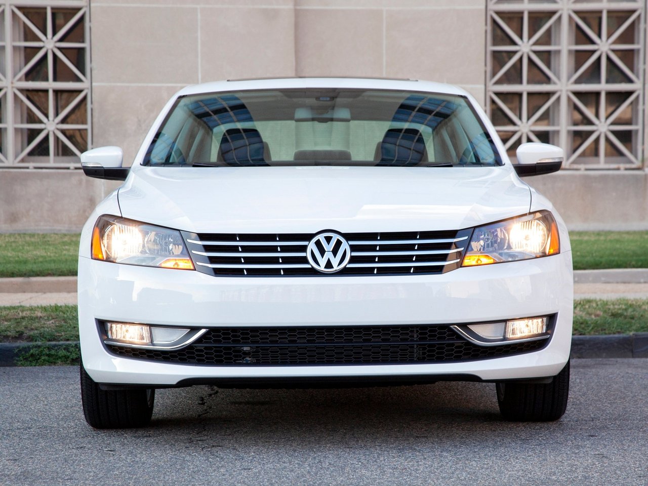 Volkswagen Passat (North America and China) I