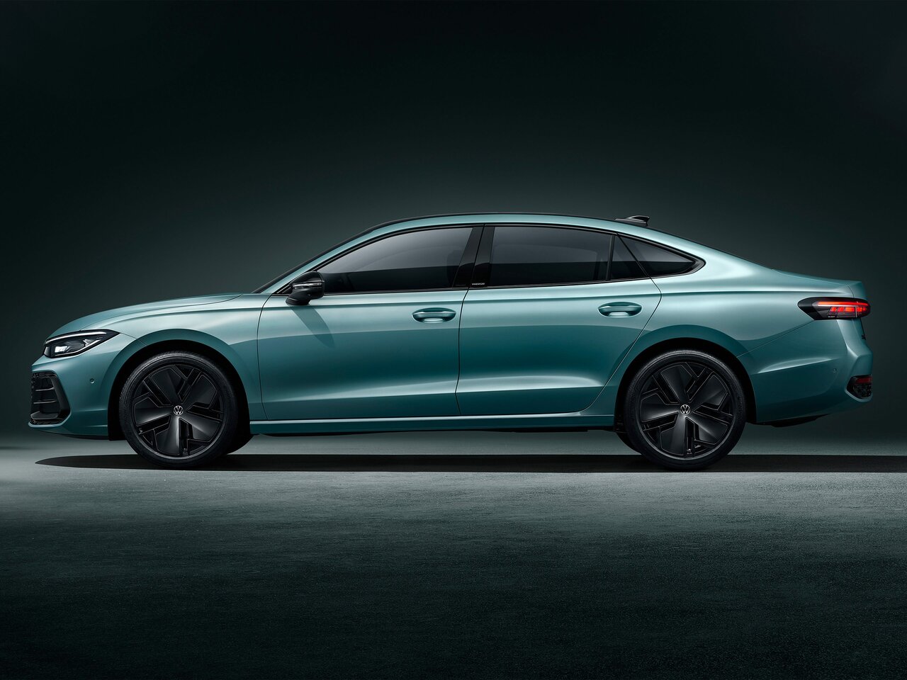 Volkswagen Passat (North America and China) Pro I
