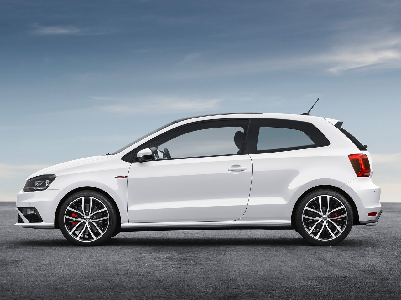 Volkswagen Polo GTI V Рестайлинг
