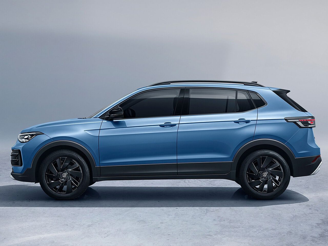 Volkswagen Tharu XR Внедорожник 5 дв.