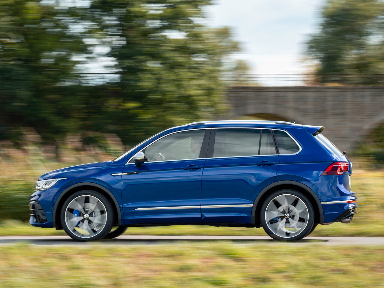 Volkswagen Tiguan R Внедорожник 5 дв.