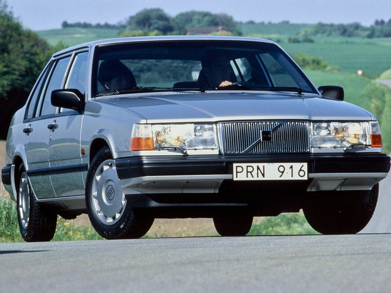 Volvo 940 1988 – 1998