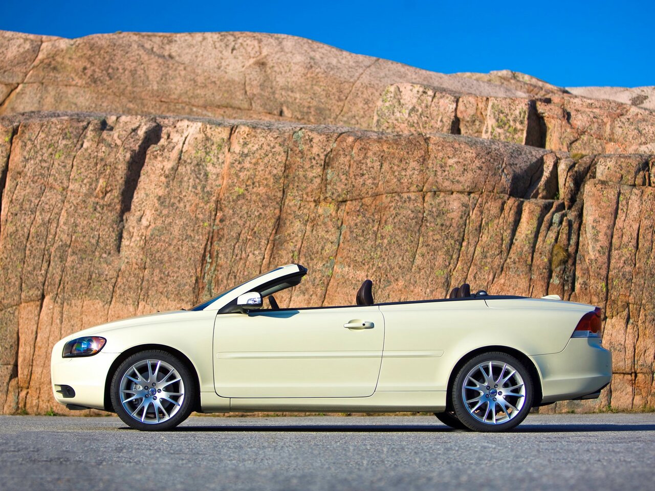 Volvo C70 II