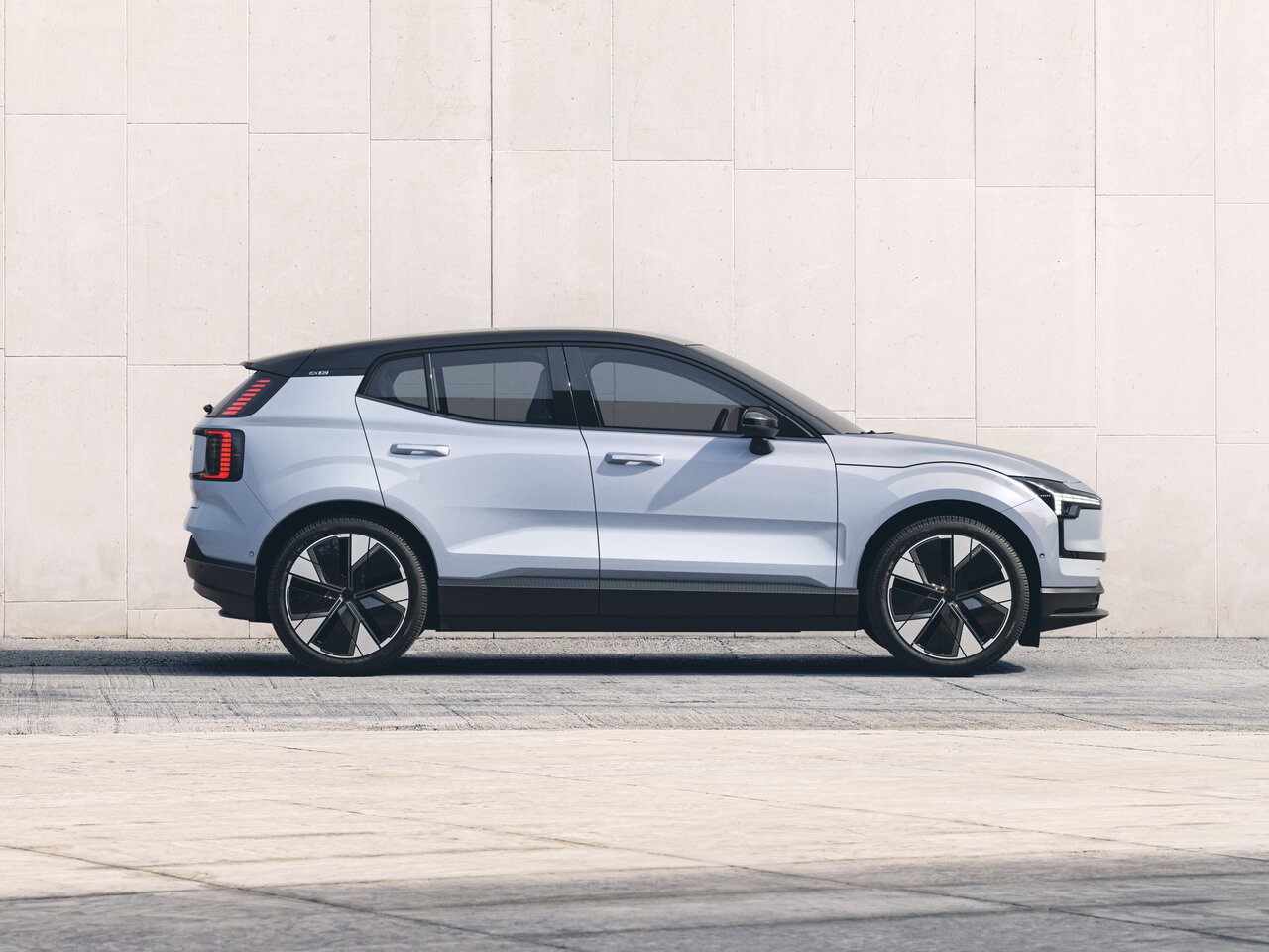 Volvo EX30 Внедорожник 5 дв.