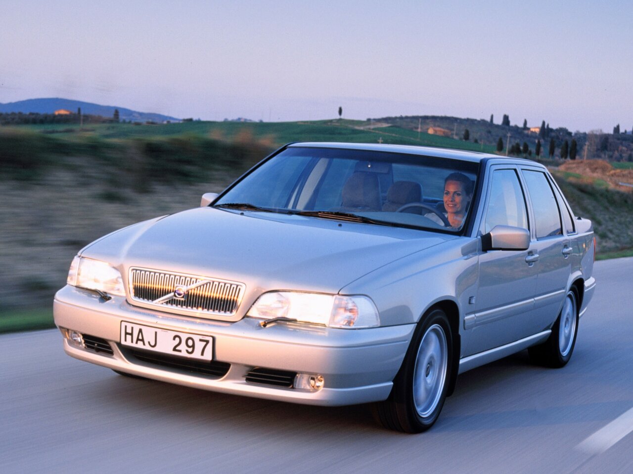Volvo S70 Седан