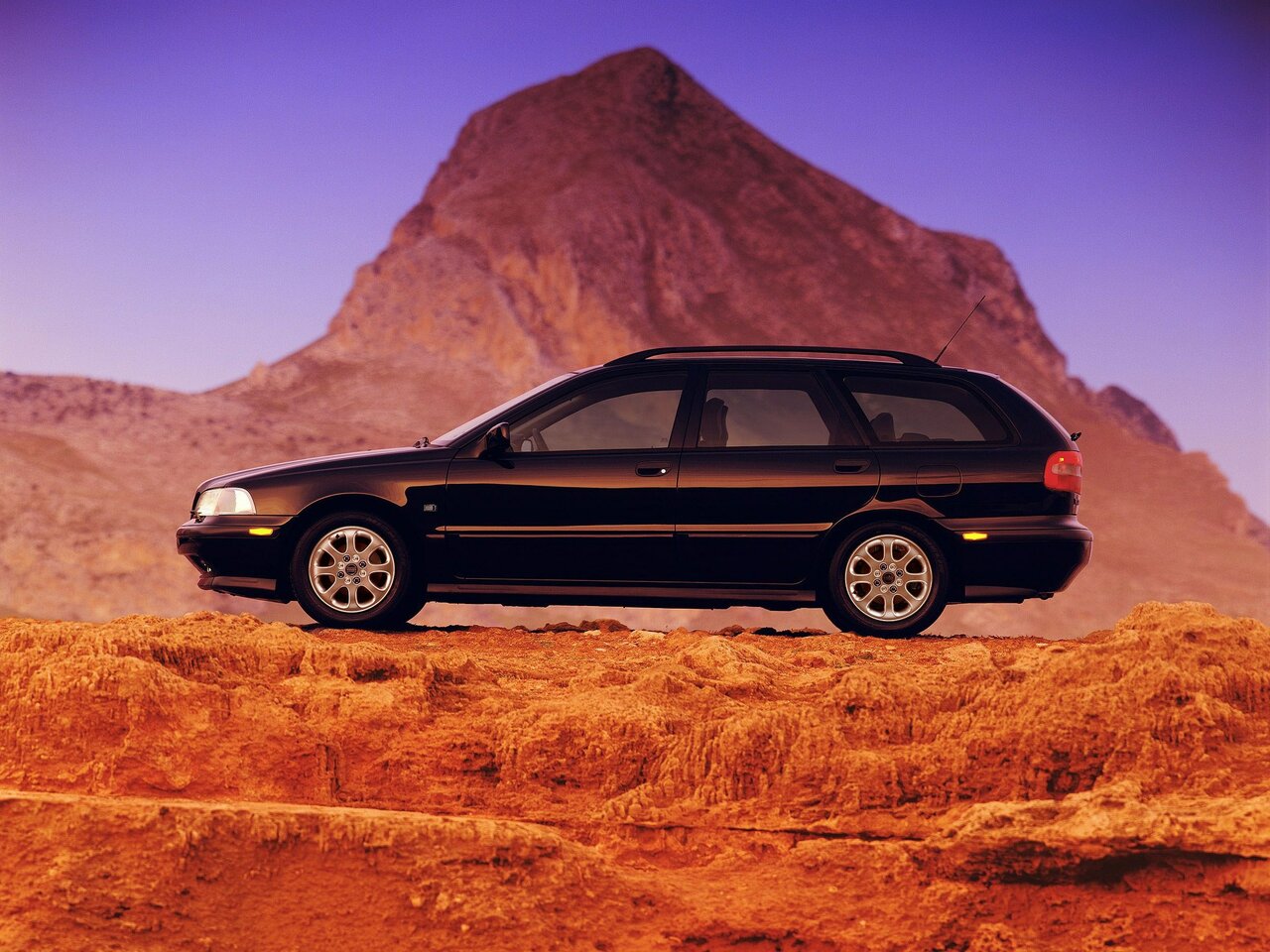 Volvo V40 I