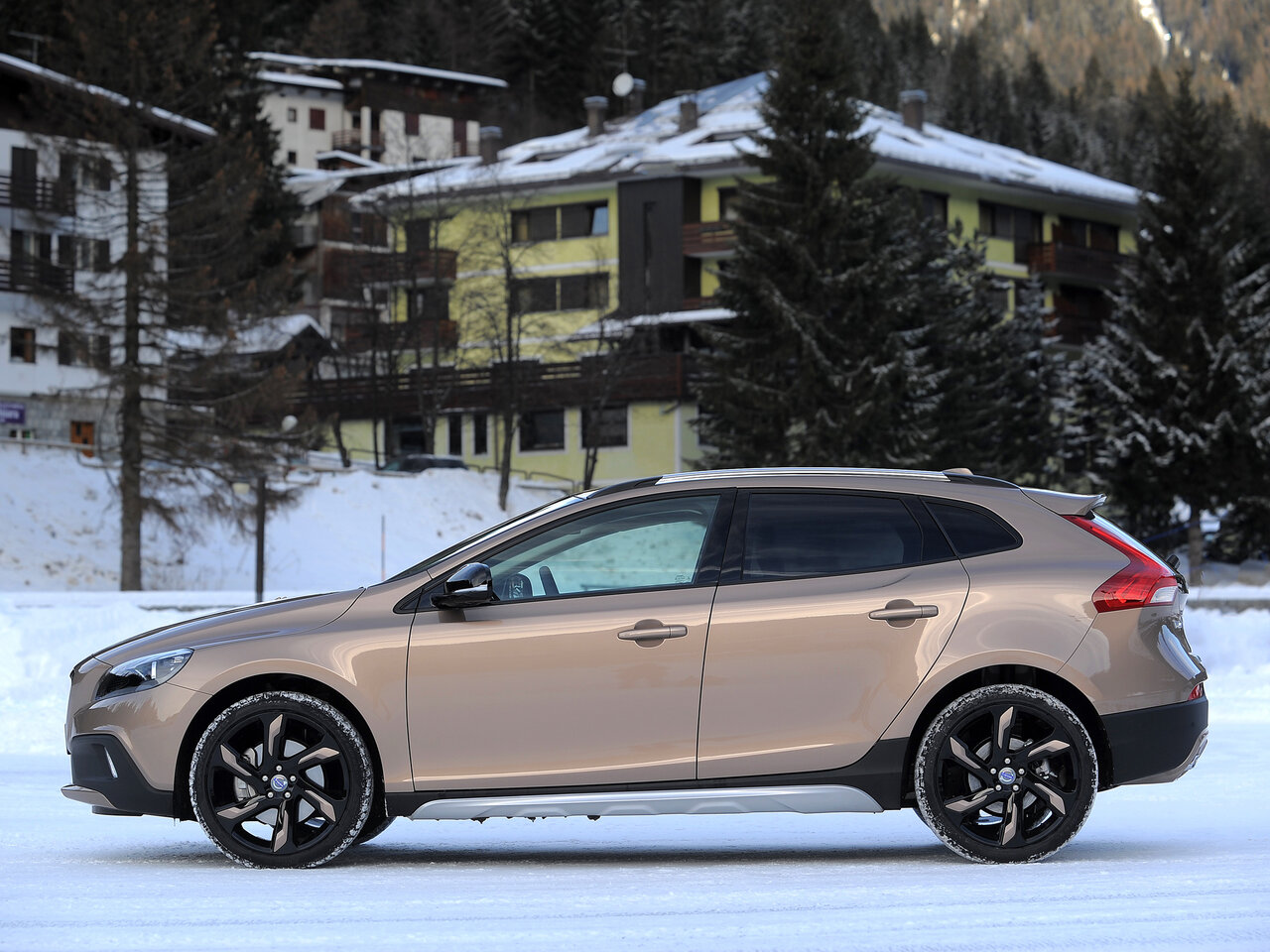 Volvo V40 Cross Country I