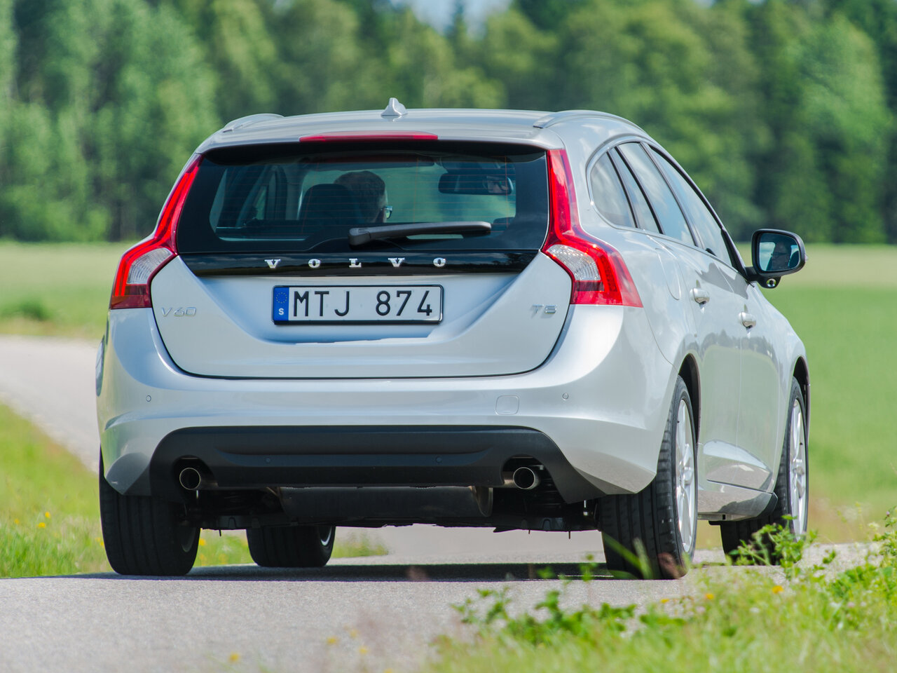 Volvo V60 I