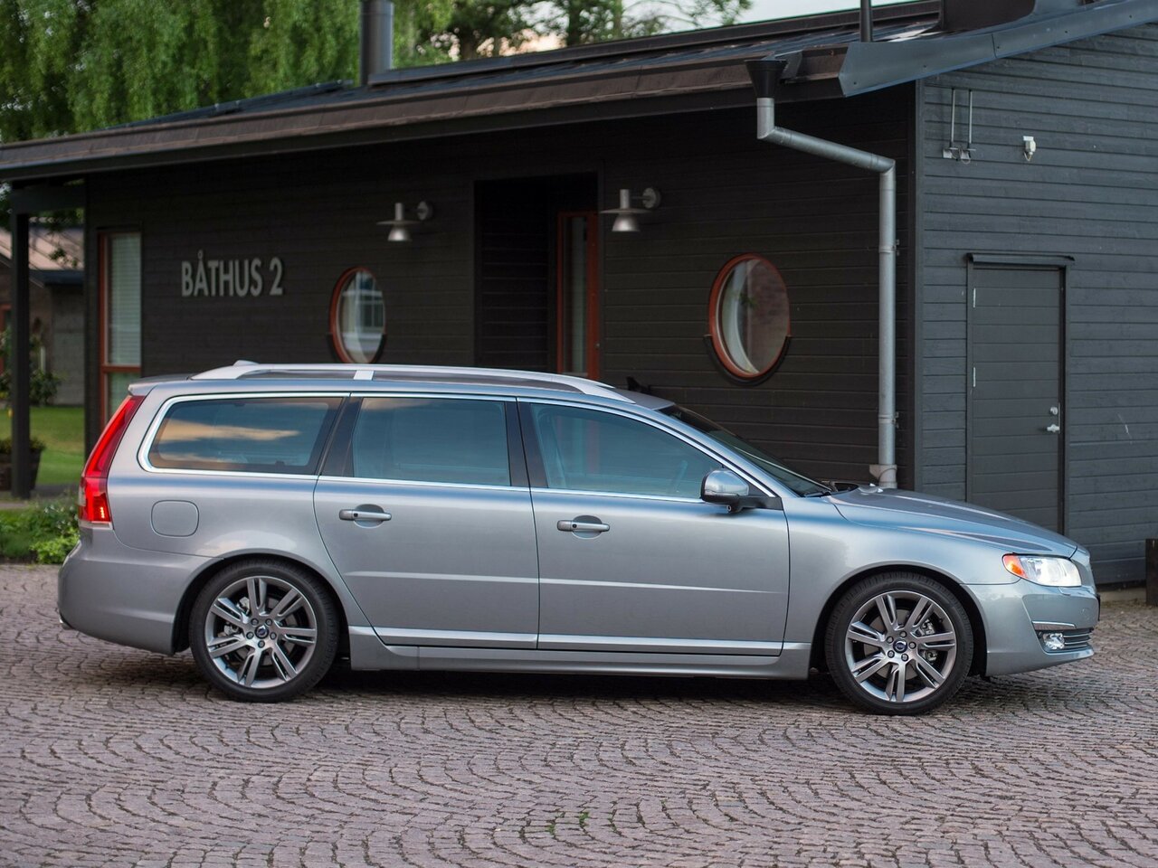 Volvo V70 III Рестайлинг