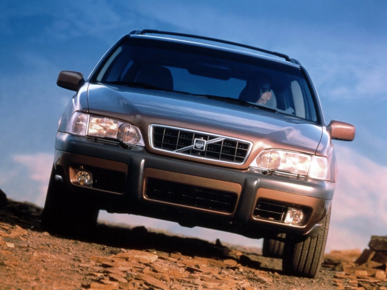 Volvo V70 I