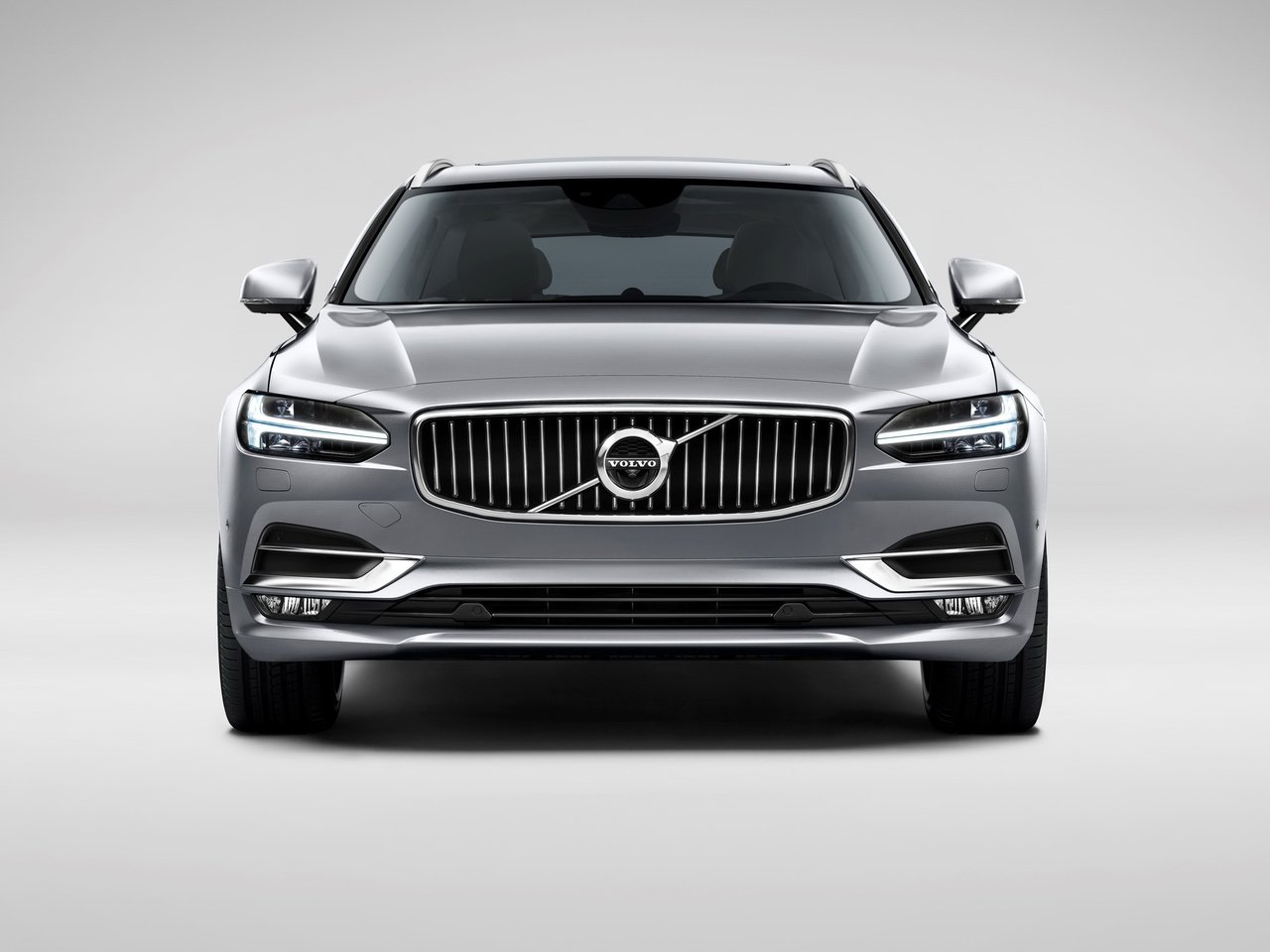 Volvo V90 II