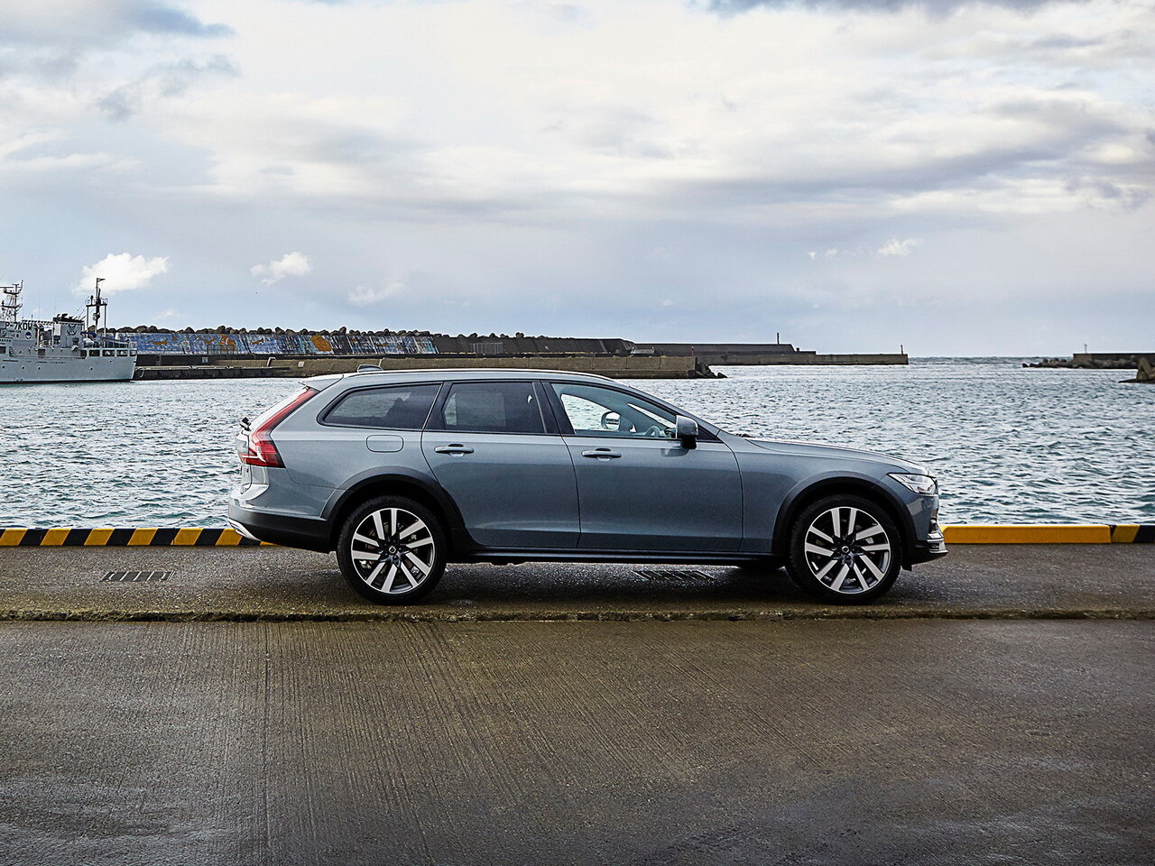 Volvo V90 Cross Country I Рестайлинг