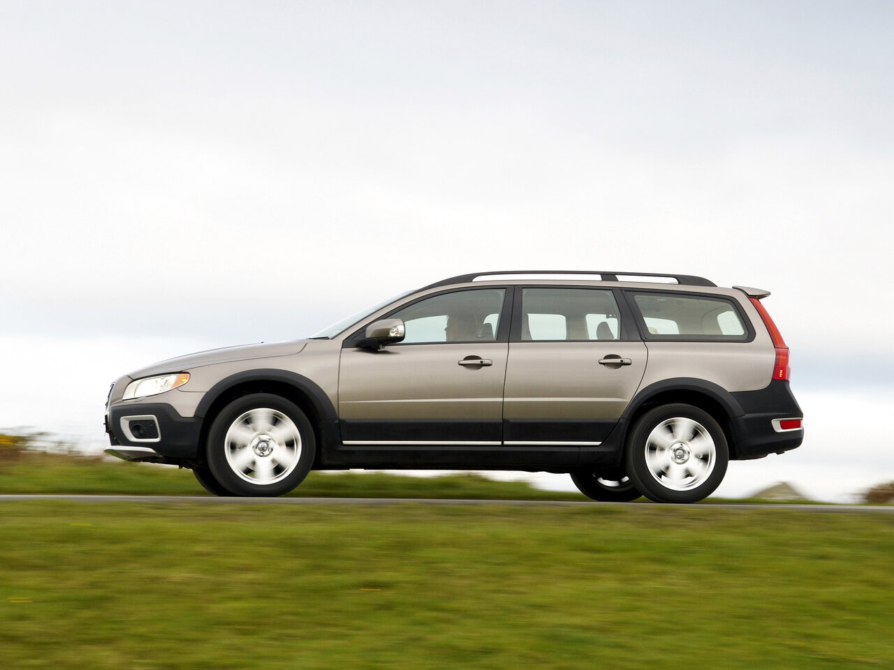 Volvo XC70 II