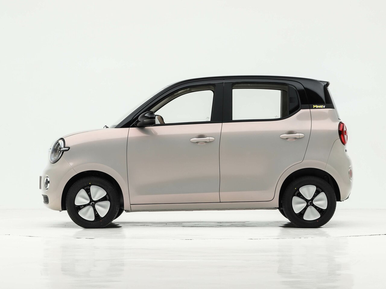 Wuling Mini EV V
