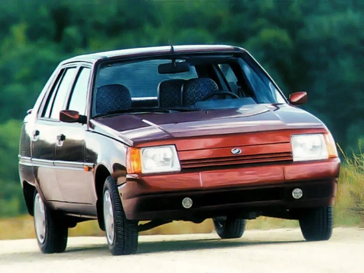 ЗАЗ 1103 «Славута» Лифтбек